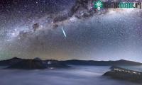 Ảnh Eta Aquarids-Cơn mưa sao băng sắp đạt cực đại 50 vệt sáng mỗi giờ