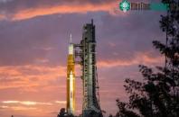 Ảnh NASA thông báo lùi thời gian thử nghiệm tên lửa đẩy đưa tàu lên Mặt trăng