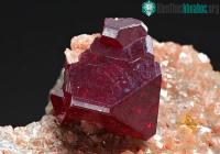 Ảnh Ngọc quý khai thác từ Namibia nắm giữ chìa khóa quan trọng trong chế tạo máy tính lượng tử