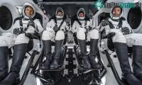 Ảnh Phi hành đoàn dân sự đầu tiên đã bay về Trái đất từ trạm ISS