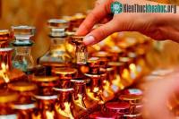 Ảnh Tái tạo loại nước hoa cổ xưa  từ thời Lưỡng Hà cách đây 3.200 năm