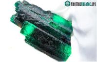 Ảnh Chiêm ngưỡng viên ngọc lục bảo nguyên vẹn lớn nhất thế giới