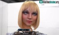 Ảnh Robot AI thế hệ mới có khả năng giao tiếp bằng 120 ngôn ngữ