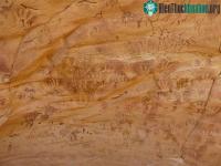 Ảnh Bí ẩn về những dấu tay trong "hang động của quái vật" giữa sa mạc Sahara