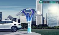 Ảnh Cây kim loại tán rộng 7m giúp sạc xe điện