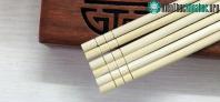 Ảnh Vòng tròn khắc trên đầu đũa dùng một lần có ý nghĩa như thế nào?