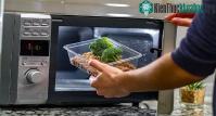 Ảnh Trường Y Harvard giải mã tin đồn "đứng gần lò vi sóng đang bật có thể bị ung thư"