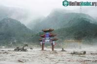 Ảnh Mưa lũ lớn nhất  trong 140 năm hoành hành ở Trung Quốc, đâu là nguyên nhân?