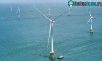 Ảnh Turbine gió ngoài khơi lớn nhất thế giới của Trung Quốc bắt đầu hoạt động