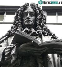 Ảnh Cuộc đời nhà khoa học mang "án oan" ăn cắp ý tưởng chính là đối thủ của Issac Newton