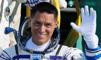 Ảnh Những phi hành gia Mỹ và Nga trên ISS trở về Trái đất