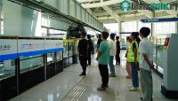 Ảnh Trải nghiệm con tàu treo trên không đầu tiên vừa chính thức vận hành tại Trung Quốc