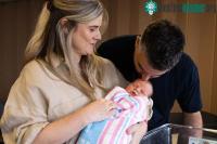 Ảnh Bé gái Australia đầu tiên chào đời nhờ vào kỹ thuật chữa hiếm muộn từ Việt Nam
