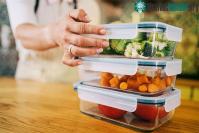 Ảnh Làm cách nào để tránh hóa chất gây ung thư trong hộp nhựa đựng thực phẩm?