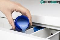 Ảnh Dùng nước giặt cửa trên cho máy cửa trước có bị sao không?