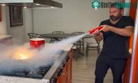 Ảnh Thụy Điển sản xuất bình cứu hỏa nhỏ nhất thế giới, không độc hại