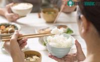 Ảnh Ăn bao nhiêu bát cơm mỗi ngày sẽ phù hợp?