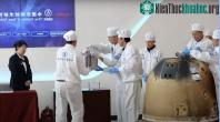Ảnh Trung Quốc mở lấy mẫu đất quý giá đầu tiên mang về từ Mặt trăng