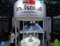 Ảnh Mẫu đất thu được trên Mặt trăng thu hút sự quan tâm tại triển lãm ở Thái Lan