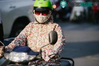 Ảnh Trời nóng đỉnh điểm, chọn loại vải nào để chống nắng nóng tốt nhất?