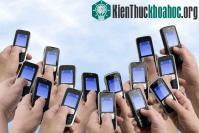 Ảnh Hành vi dùng điện thoại có thể lây như dịch cúm