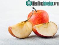 Ảnh Vì sao quả táo cắt ra lại chuyển màu nâu?
