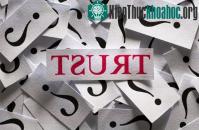 Ảnh Những người dễ tin tưởng thường thông minh