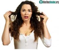 Ảnh Tìm ra thủ phạm làm tóc xơ và chẻ ngọn