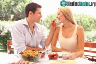 Ảnh Đụng chạm khác giới khiến nàng "nóng trong người"