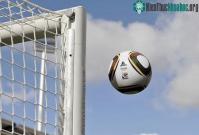 Ảnh Tại sao bóng ở World Cup 2010 khó đá?
