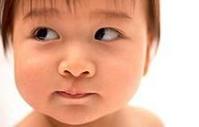 Ảnh Trẻ 6 tháng phân biệt được người tốt, xấu