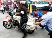 Ảnh Dùng dầu ăn bị loại bỏ để sản xuất dầu sinh học