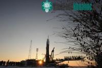Ảnh Tàu Soyuz vào bệ phóng cho sứ mệnh đưa người lên ISS