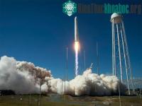 Ảnh Tàu vận tải tư nhân Cygnus rời Trạm vũ trụ quốc tế