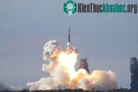 Ảnh NASA phóng tàu vũ trụ lên Mặt Trăng