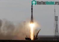 Ảnh Nga ra mắt tàu sân bay tên lửa Soyuz-FG mang 5 vệ tinh