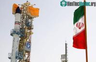 Ảnh Iran phóng vệ tinh khi căng thẳng đang gia tăng