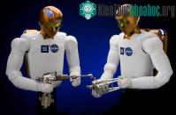 Ảnh Robot phi hành gia đầu tiên sắp bay vào không gian