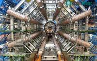 Ảnh 2011: Máy gia tốc LHC sẽ ngừng hoạt động 1 năm
