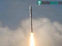 Ảnh NASA phóng thành công tên lửa mặt trăng mới