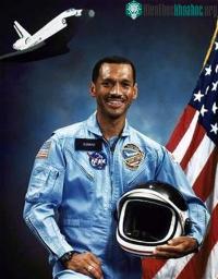 Ảnh Người da màu đầu tiên làm lãnh đạo NASA