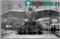 Ảnh Ai là người đầu tiên bay lên?