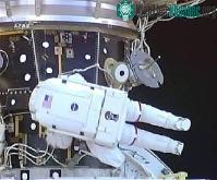 Ảnh NASA: Đi bộ không gian để đánh giá hiện trạng tàu con thoi Endeavour