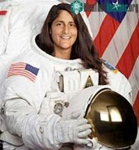 Ảnh Thêm một kỷ lục cho Sunita Williams