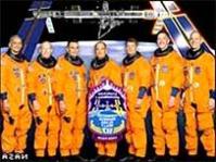 Ảnh Ngày 8/6: NASA phóng tàu con thoi Atlantis
