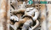 Ảnh Bí ẩn hình chạm khắc phi hành gia tại nhà thờ Tây Ban Nha 300 tuổi