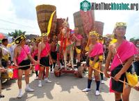 Ảnh Hội Gióng ở đền Phù Đổng và đền Sóc