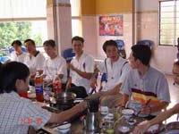 Ảnh 'Dzô' trăm phần trăm: Coi chừng xơ gan!