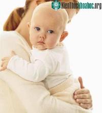 Ảnh Khi bé bị ốm