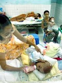 Ảnh Trẻ bị tiêu chảy do siêu vi ngày càng tăng